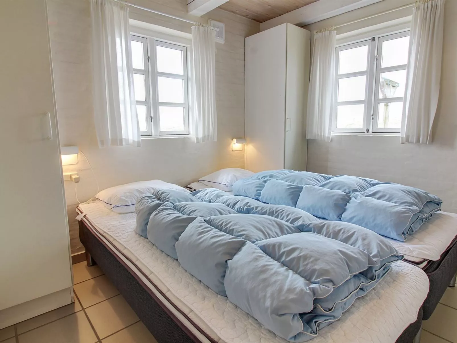 "Skuli" - 200m from the sea-Dedans