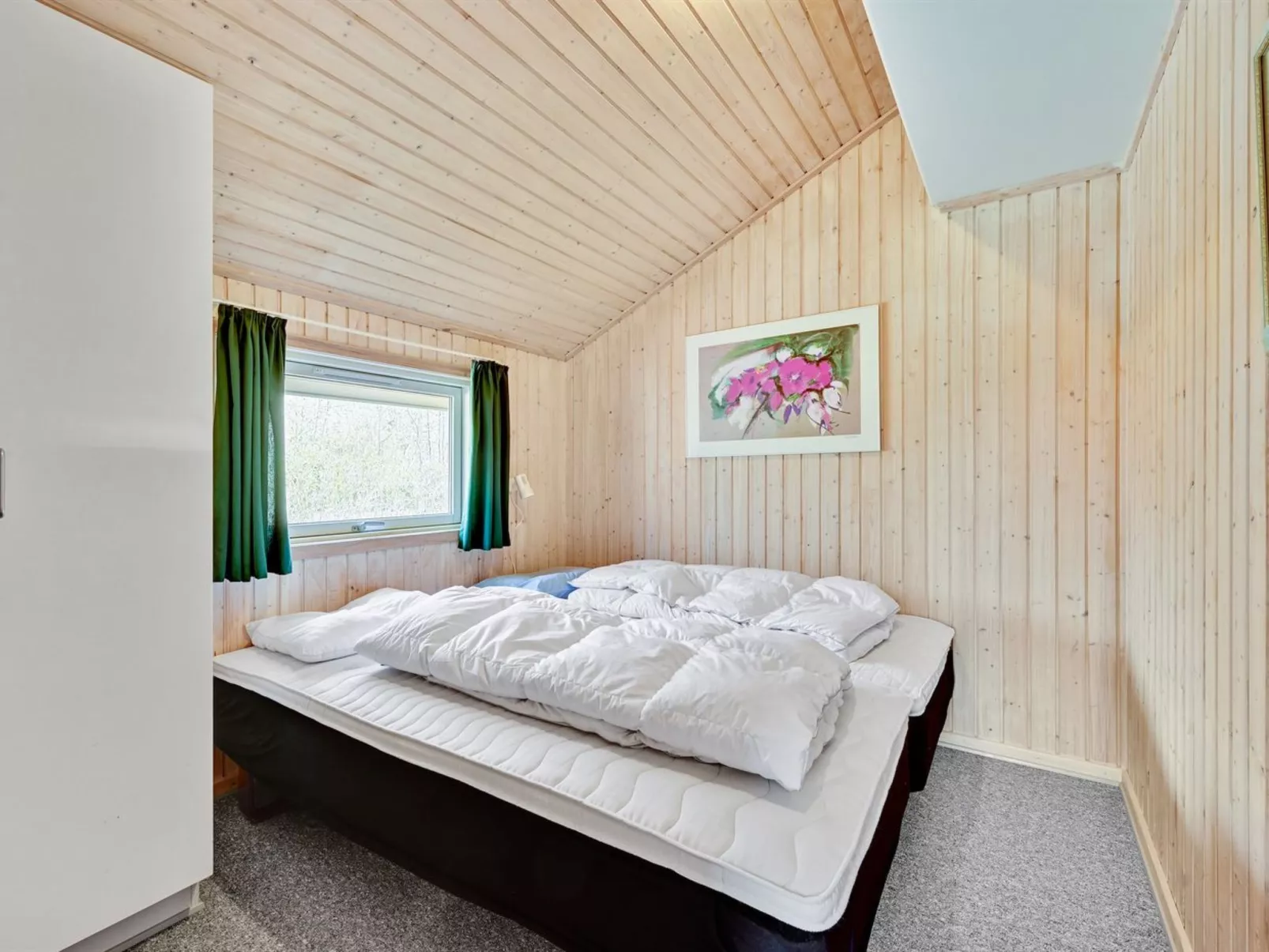 "Landuin" - 230m from the sea-Inside