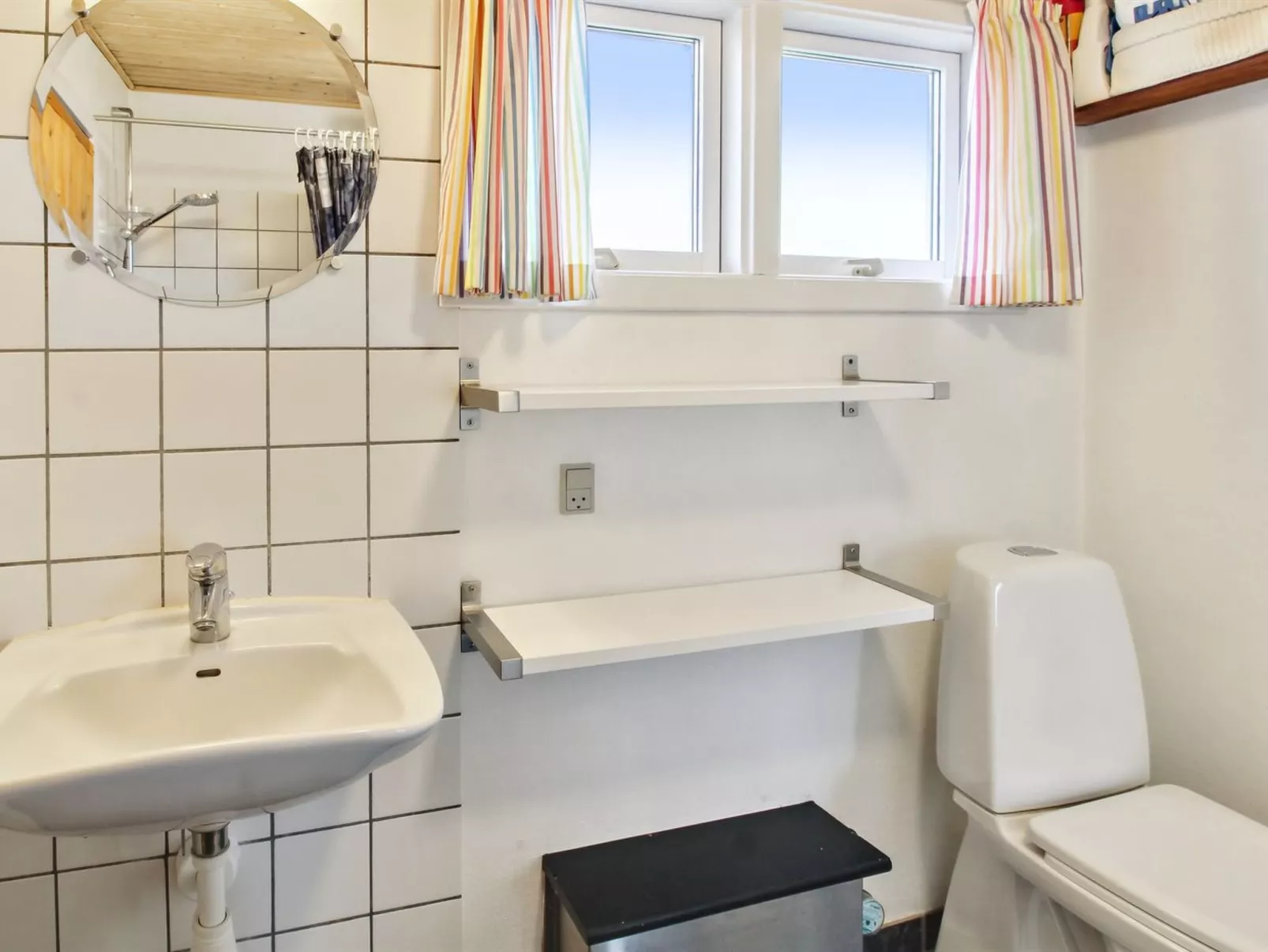 "Blomma" - 350m from the sea-Drinnen