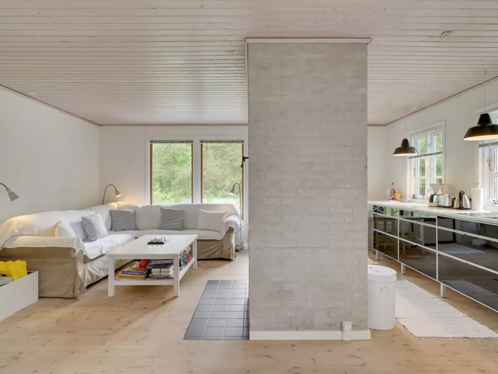 "Jute" - 100m from the sea-Inside