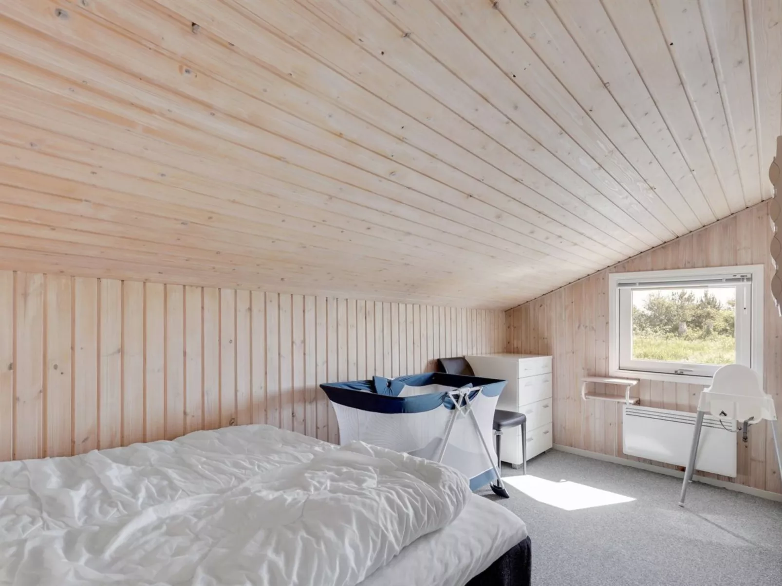 "Serine" - 800m from the sea-Inside