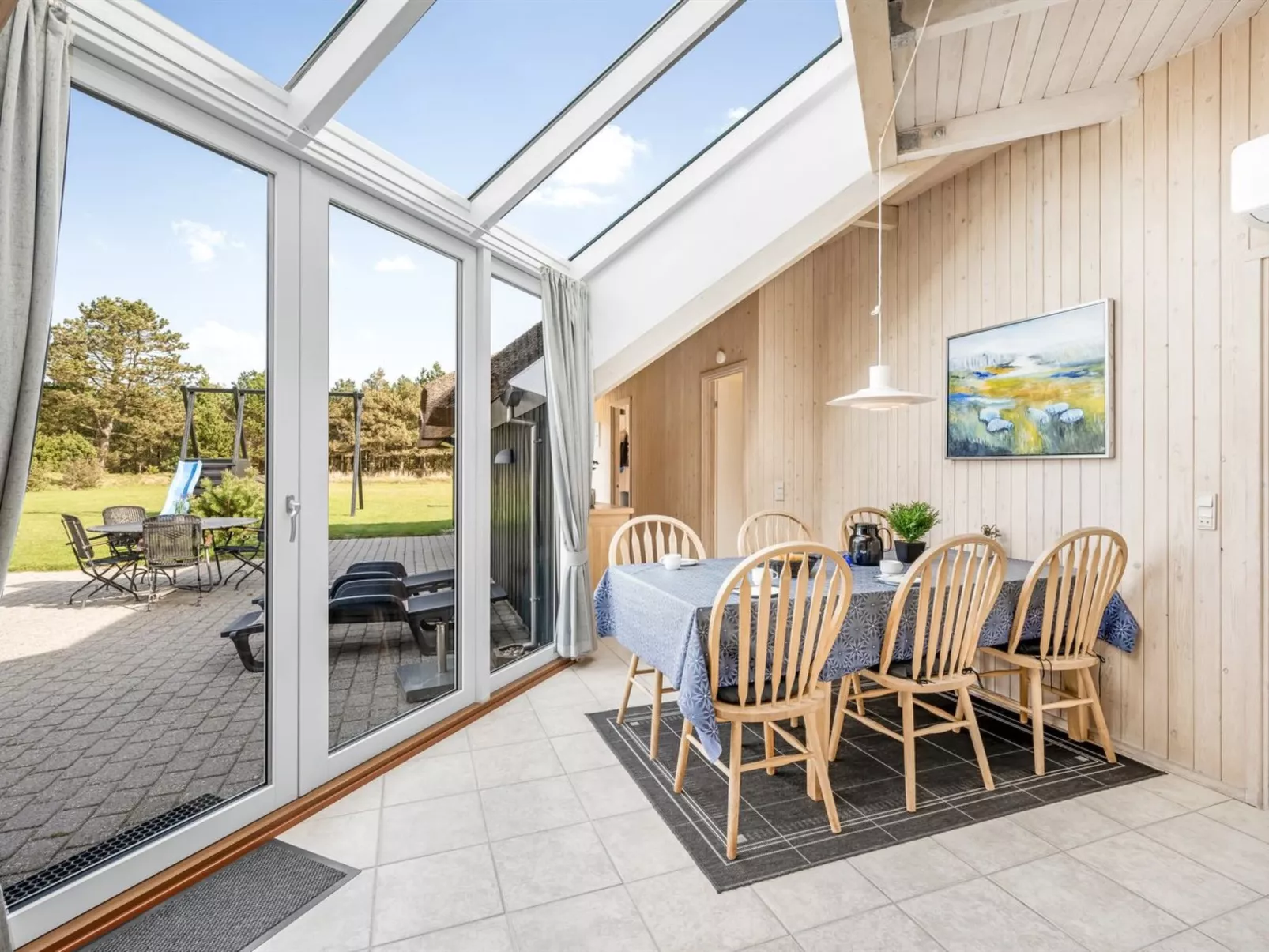 "Hothbrod" - 1.2km from the sea-Inside