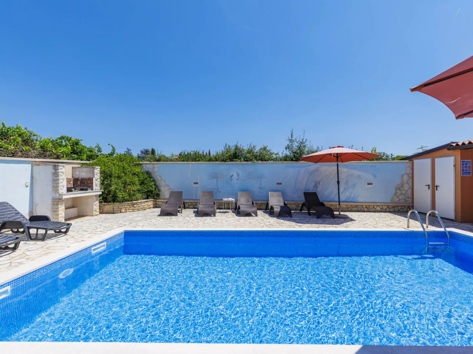 VIlla Eldina-Outside