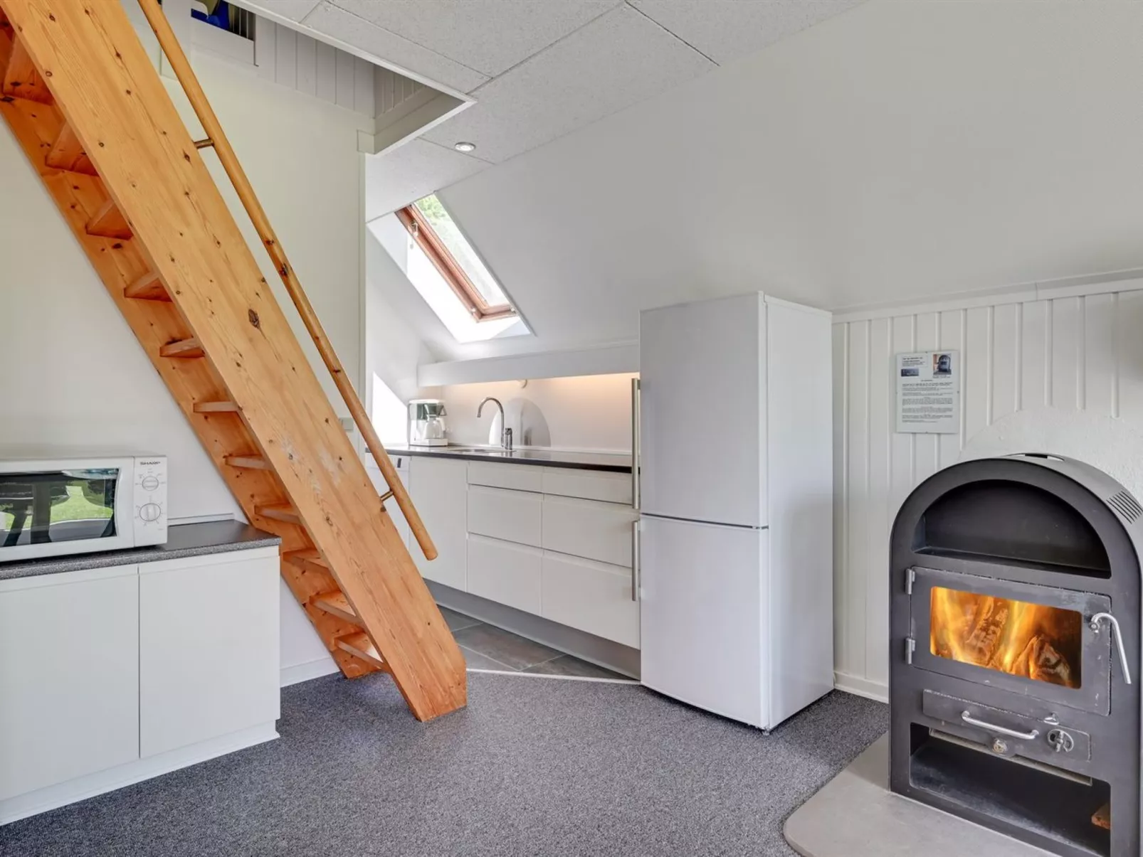 "Femija" - 500m to the fjord-Inside