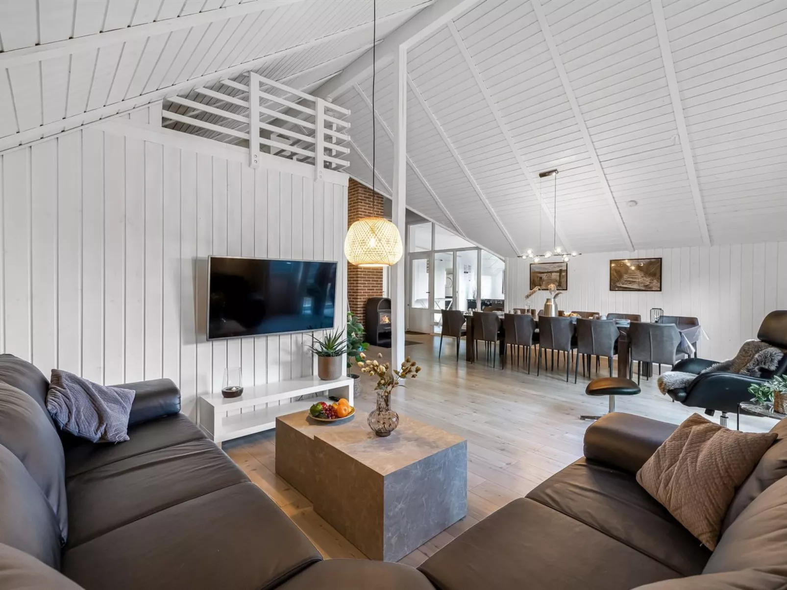 "Sylvi" - 1.7km from the sea-Dedans