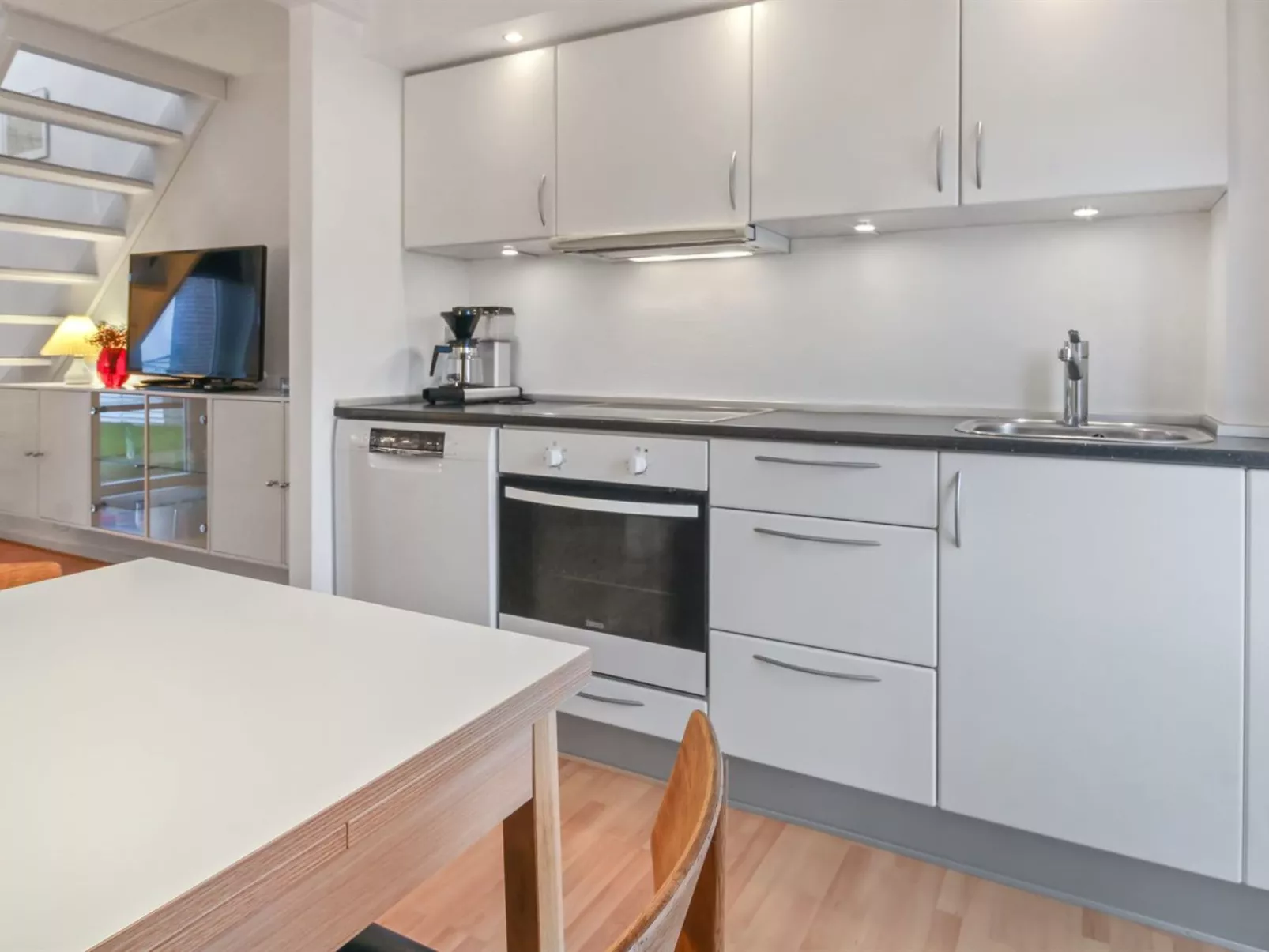 "Aslef" - 2.3km from the sea-Dedans