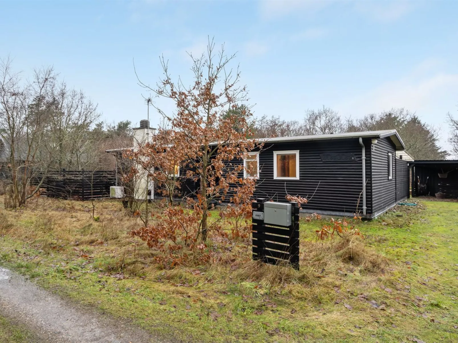 "Akke" - 150m to the fjord-Outside