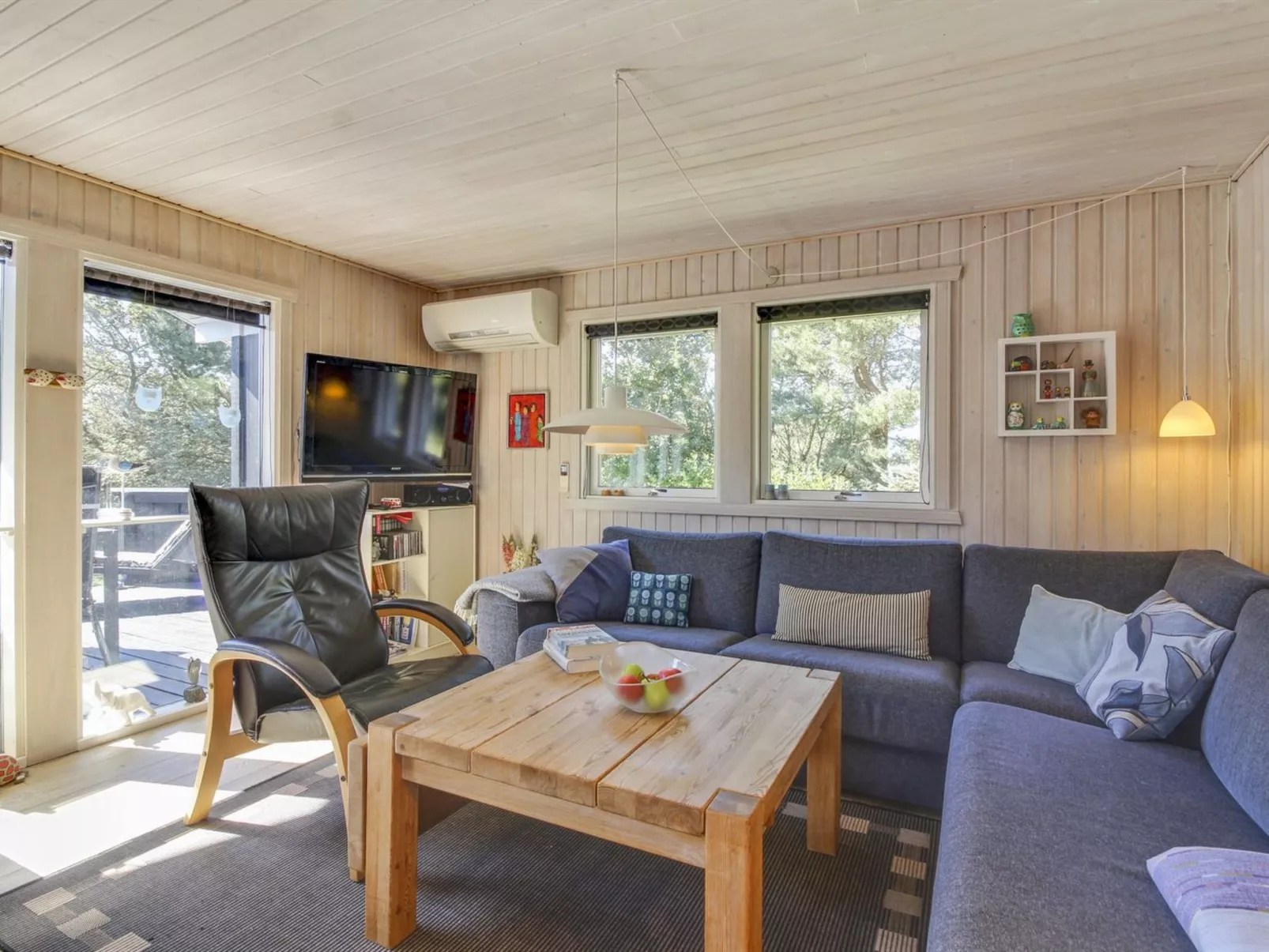 "Birgid" - 900m from the sea-Dedans