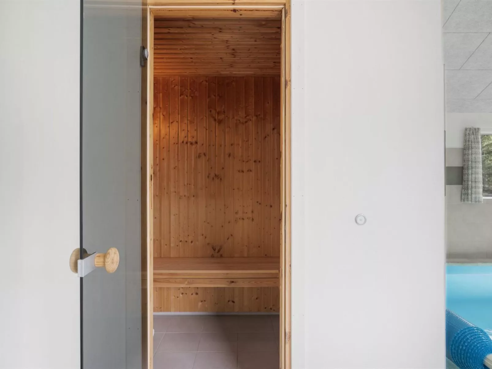 "Sinikka" - 350m from the sea-Inside