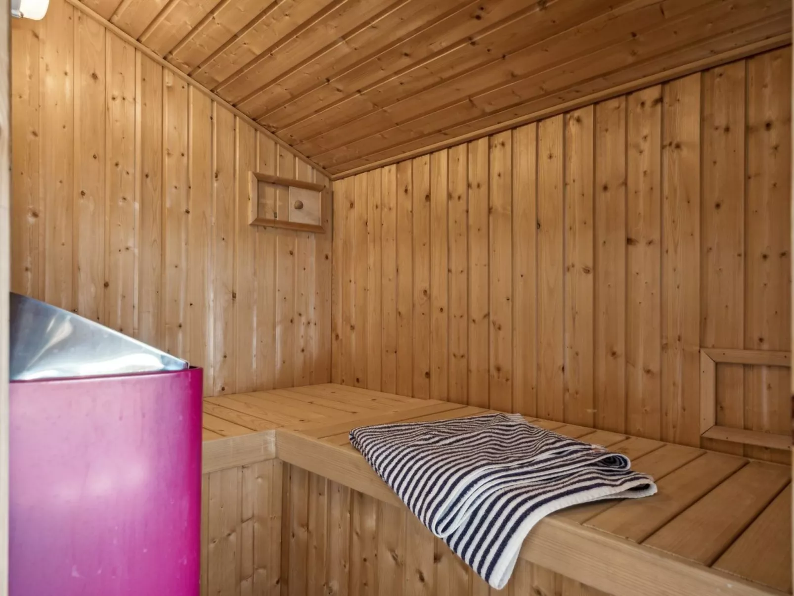 "Danica" - 175m from the sea-Dedans