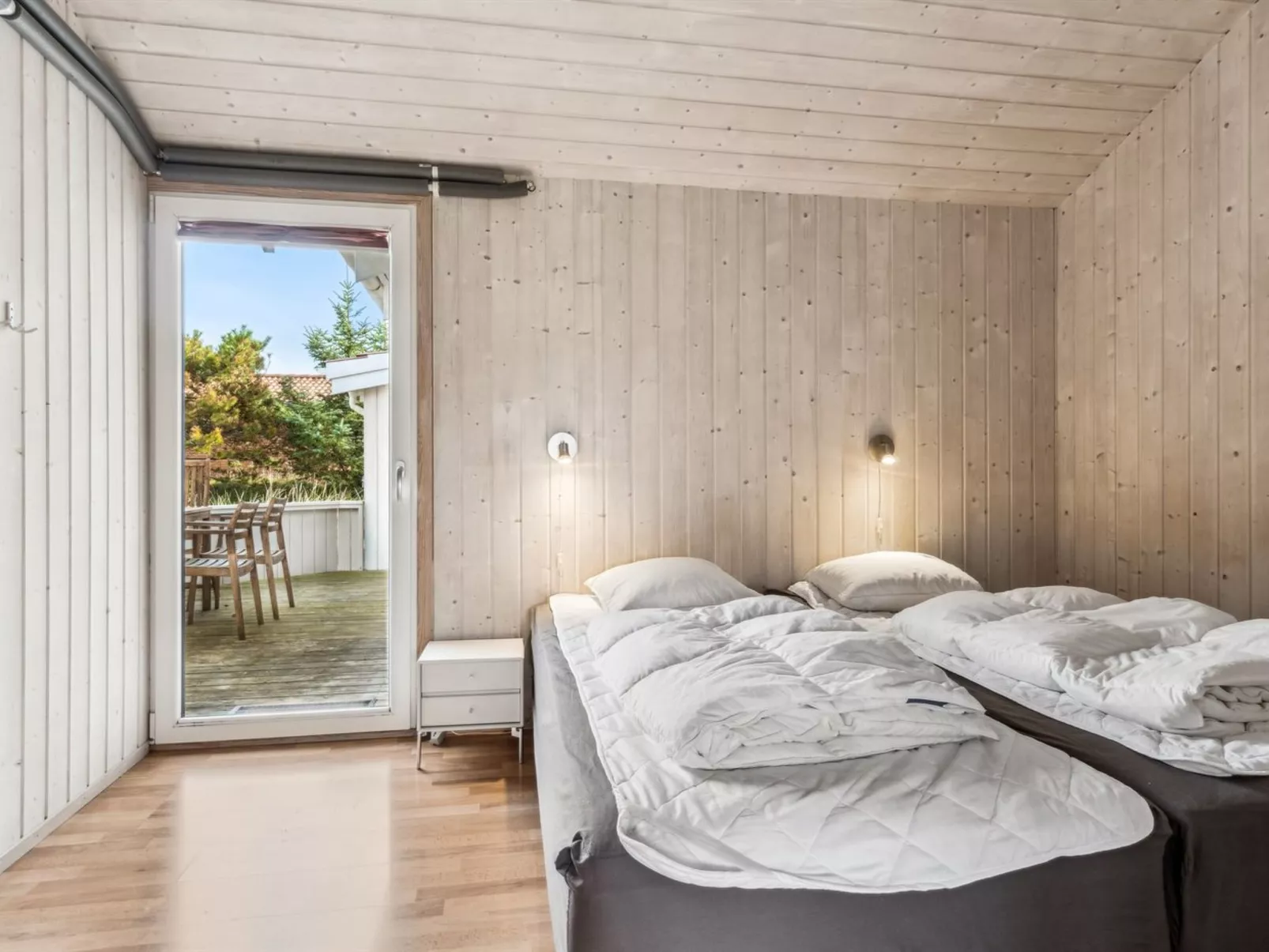 "Zoya" - 900m from the sea-Inside