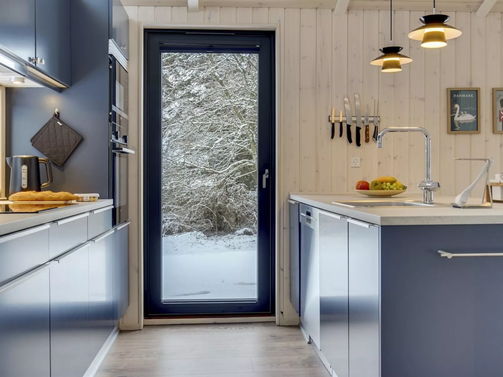 "Hildegard" - 1.5km from the sea-Drinnen