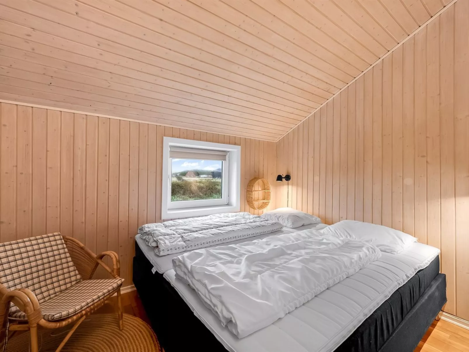 "Elnur" - 100m from the sea-Inside