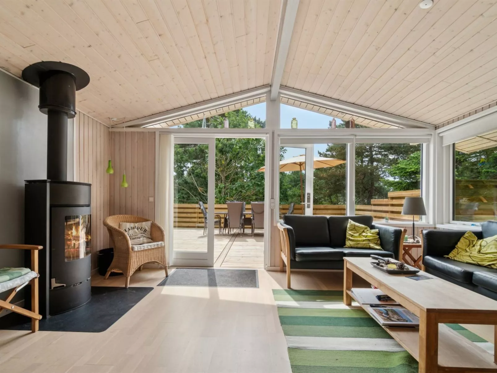 "Roir" - 250m from the sea-Inside