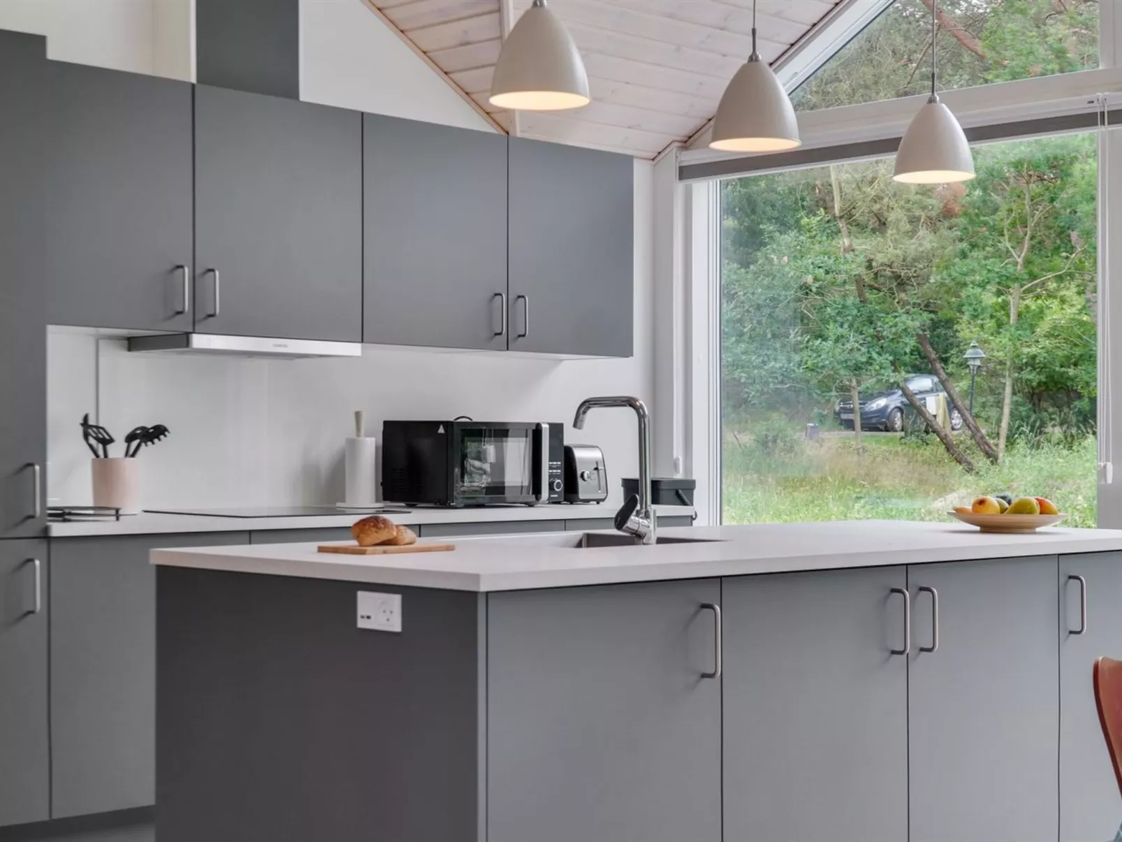 "Ella" - 1.2km to the fjord-Dedans