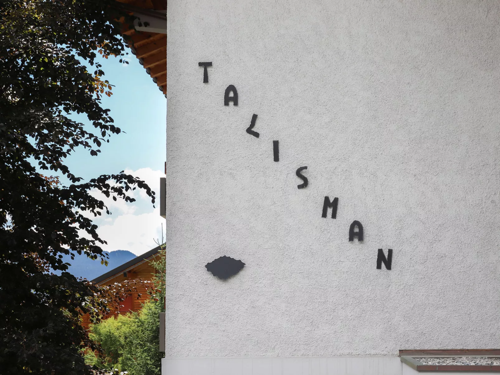 Talisman 7-Outside