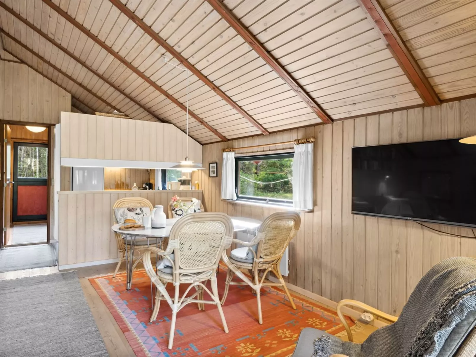 "Esteri" - 800m from the sea-Inside