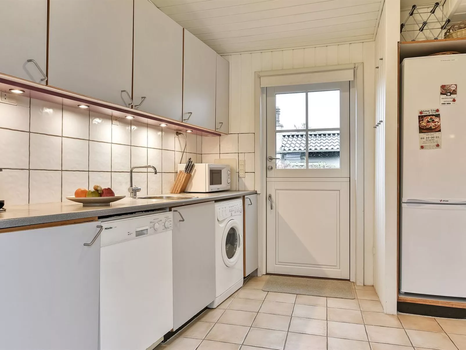 "Viljami" - 20m from the sea-Inside