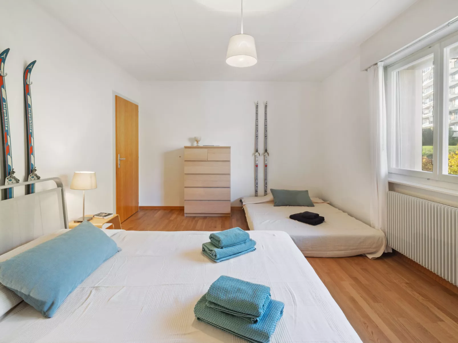 Belmont Est 80-Drinnen