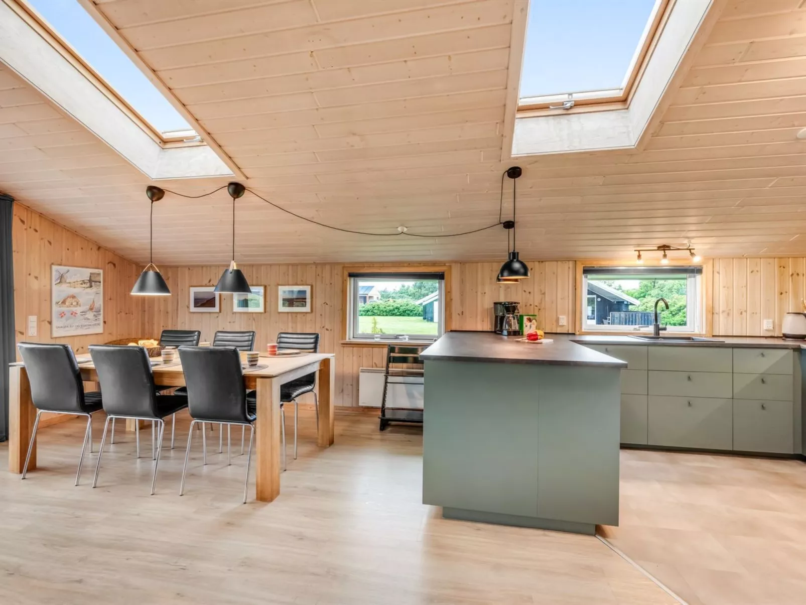 "Everd" - 500m to the fjord-Inside