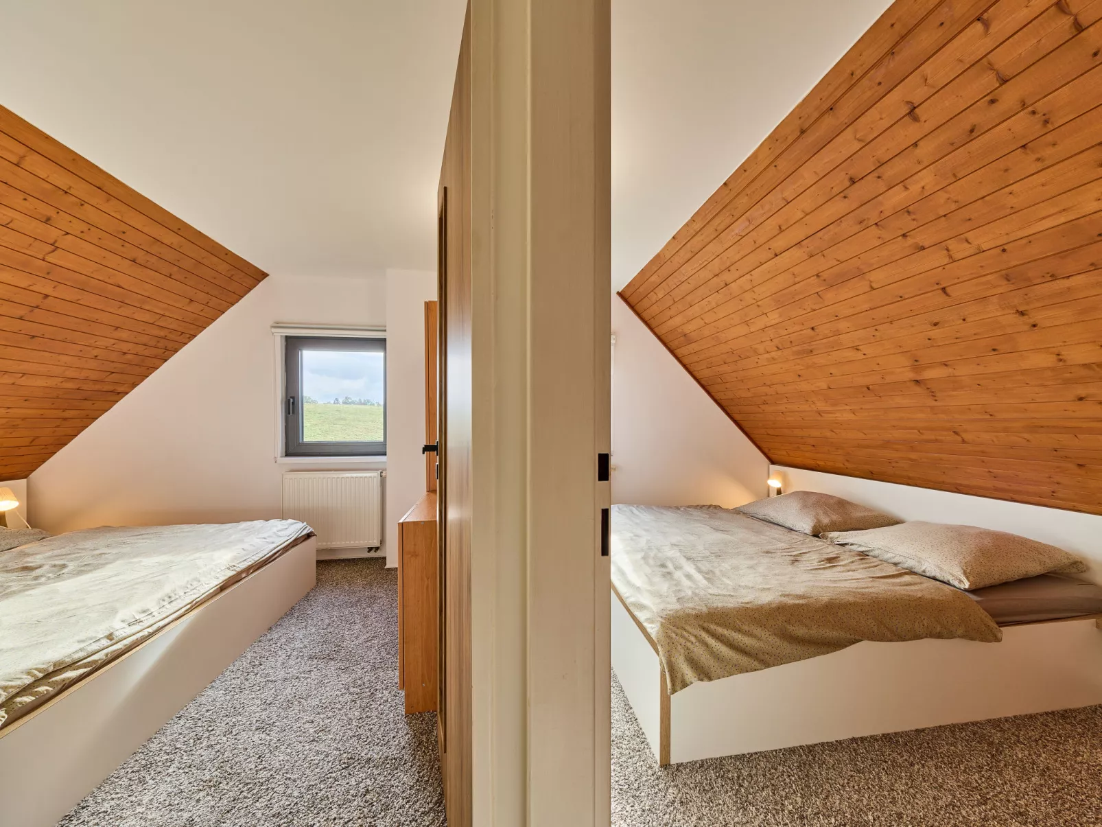 Holiday Hill 58-Dedans