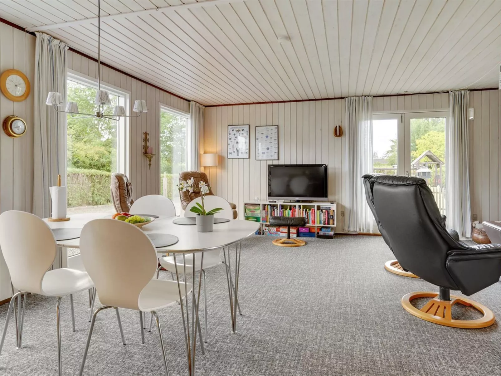 "Asya" - 600m from the sea-Inside