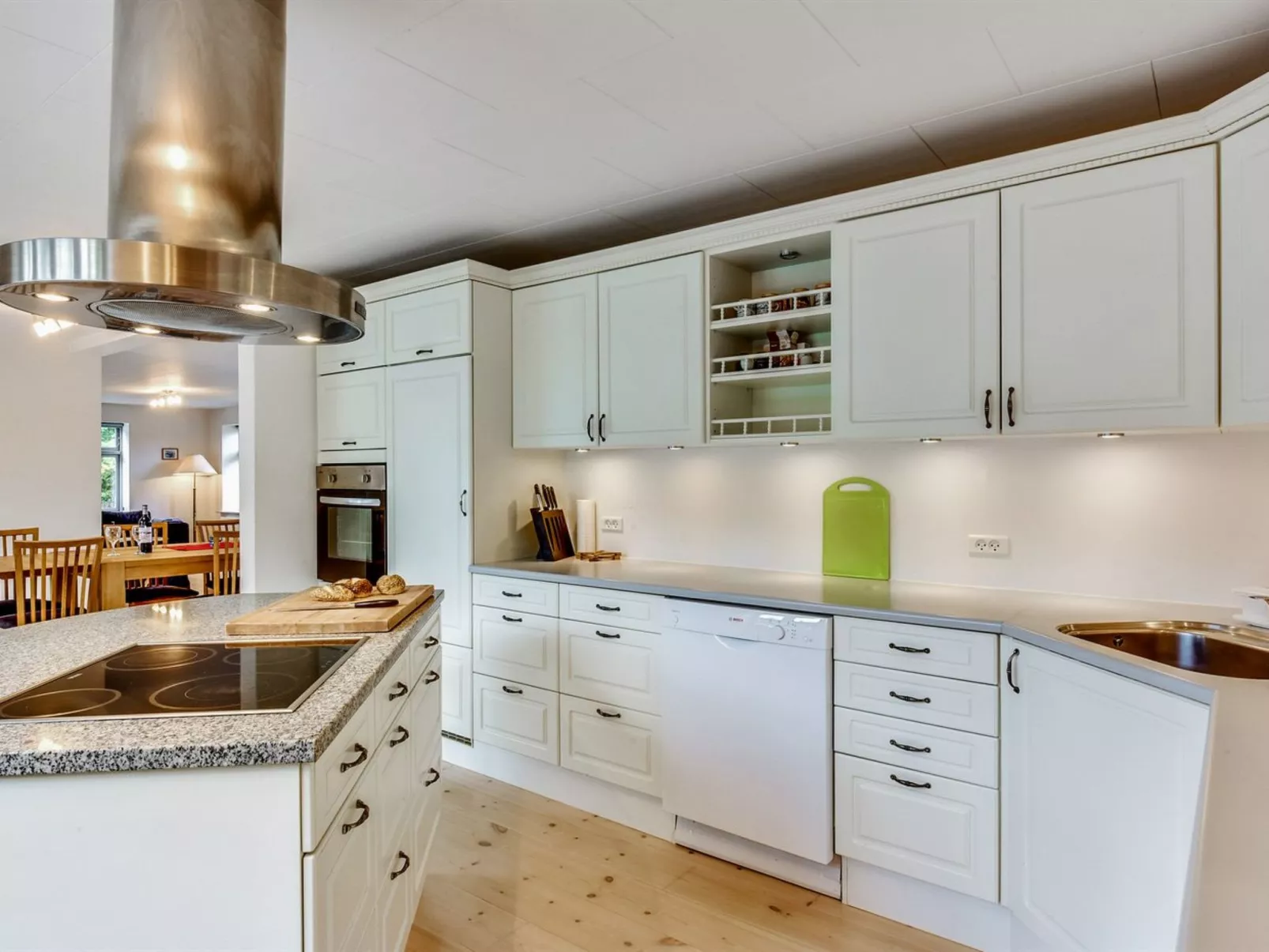 "Sophia" - 8km from the sea-Inside