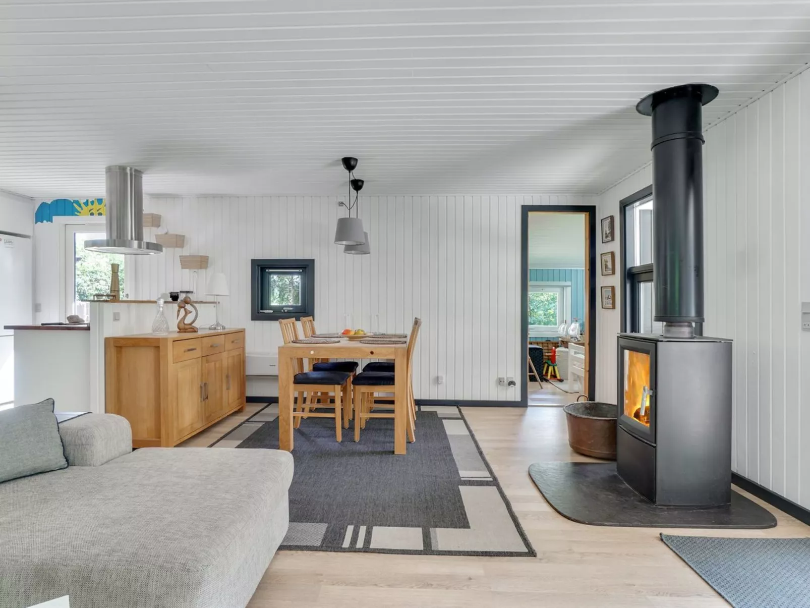 "Maiken" - 1.5km from the sea-Dedans