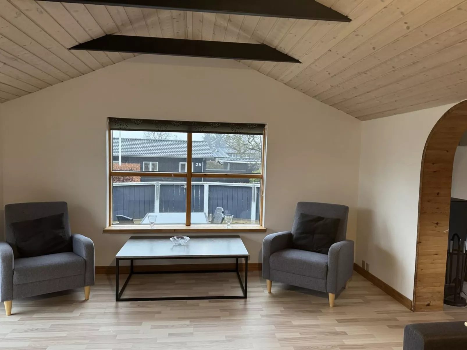 "Rafn" - 550m from the sea-Drinnen