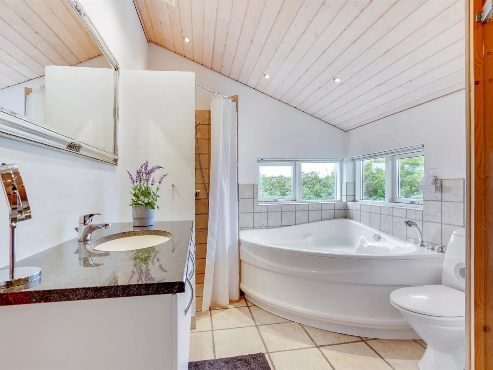 "Lauri" - 350m from the sea-Inside