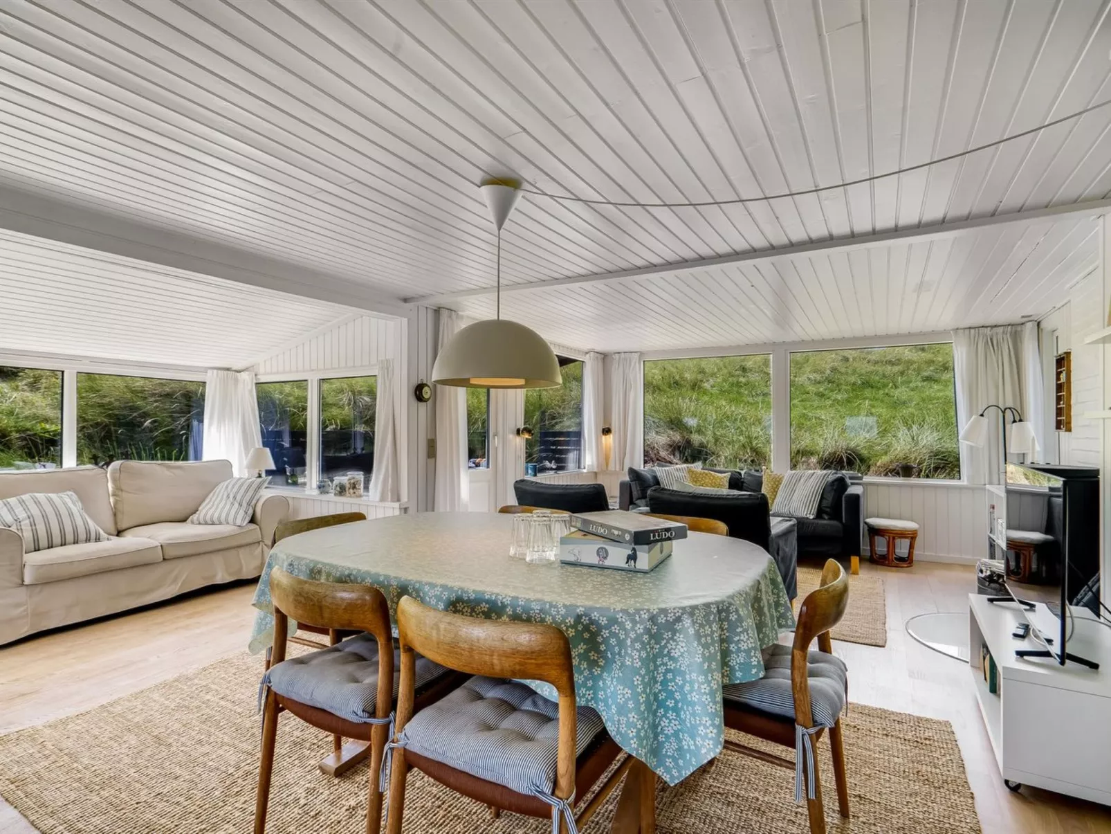 "Fromer" - 50m from the sea-Dedans