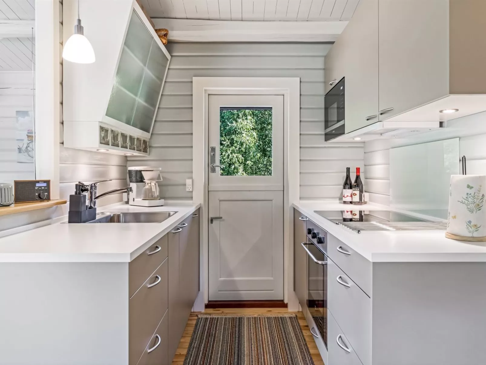 "Thorulf" - 3.5km from the sea-Inside