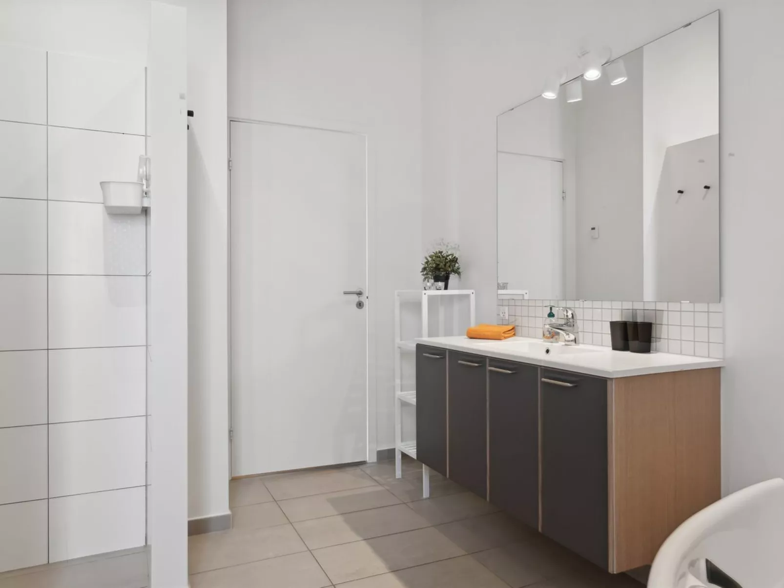 "Fader" - 950m from the sea-Inside