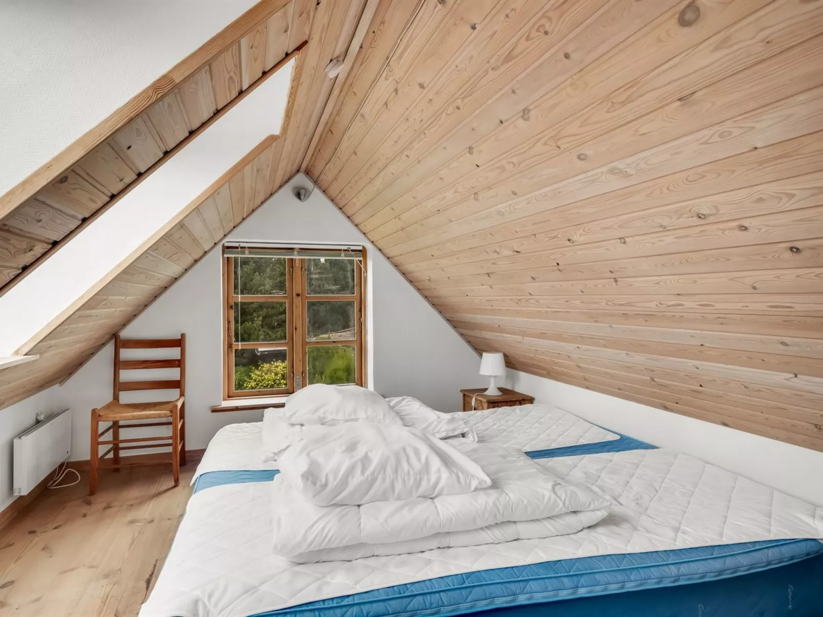 "Aliza" - 300m to the fjord-Inside