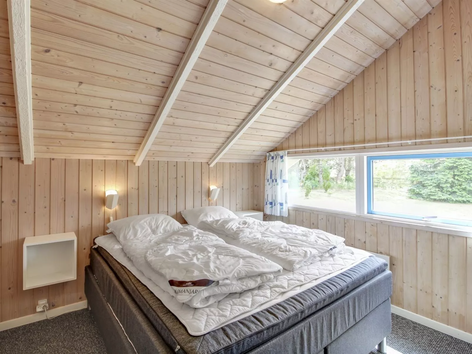 "Dedo" - 300m from the sea-Dedans