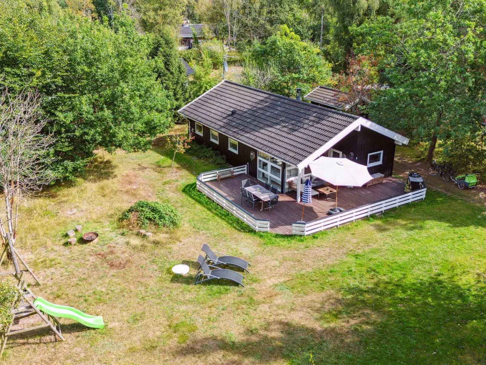 "Amola" - 1.6km from the sea-Outside