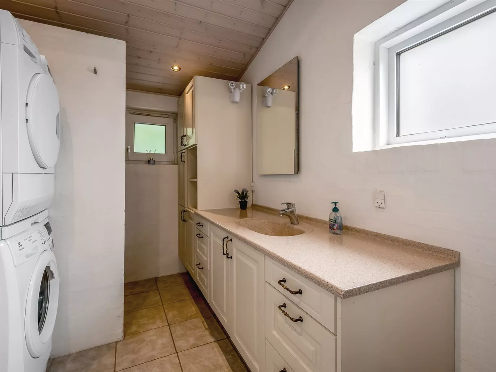 "Eilke" - 50m from the sea-Drinnen