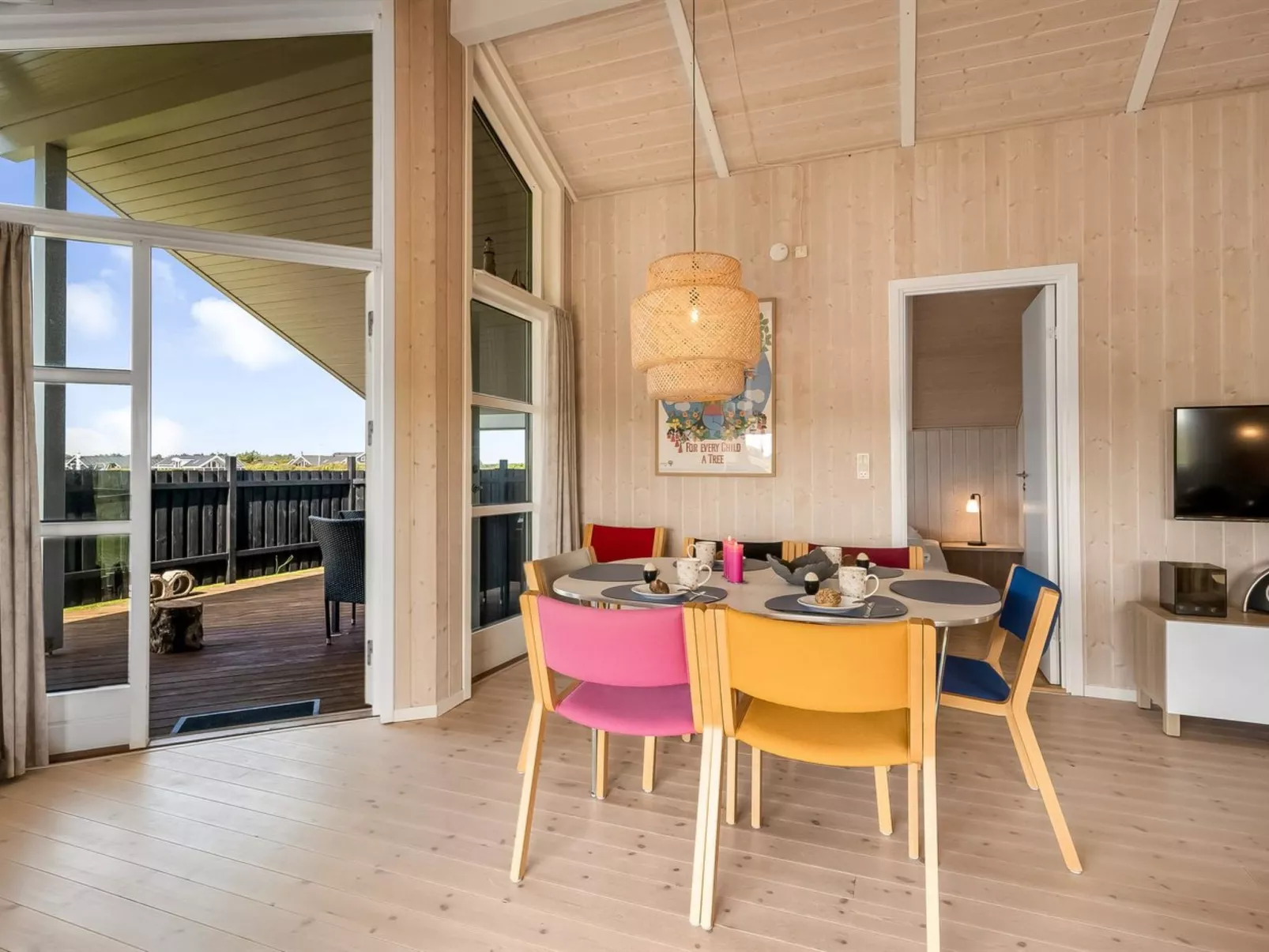 "Eemil" - 700m from the sea-Inside