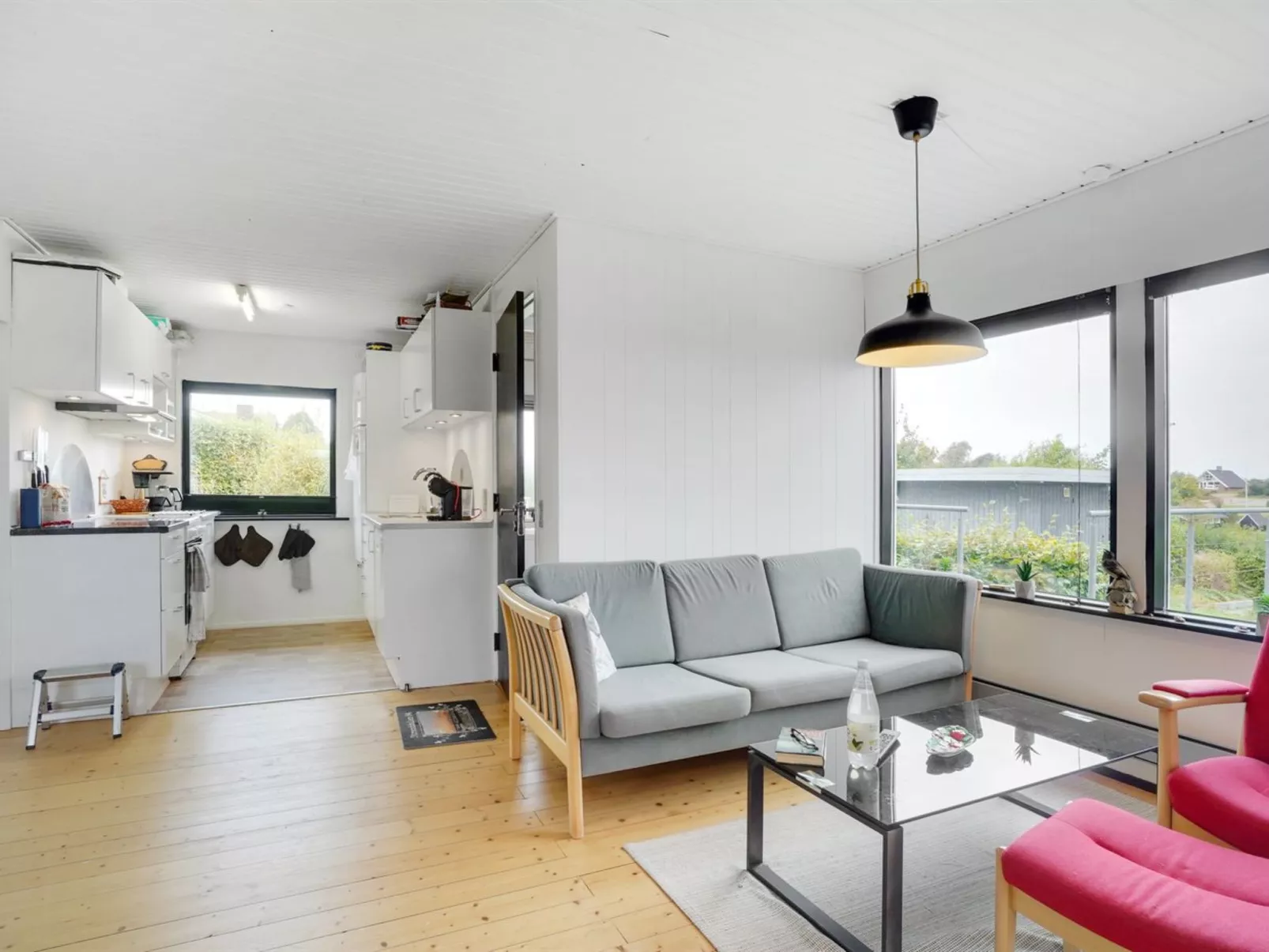 "Clarita" - 300m to the fjord-Inside