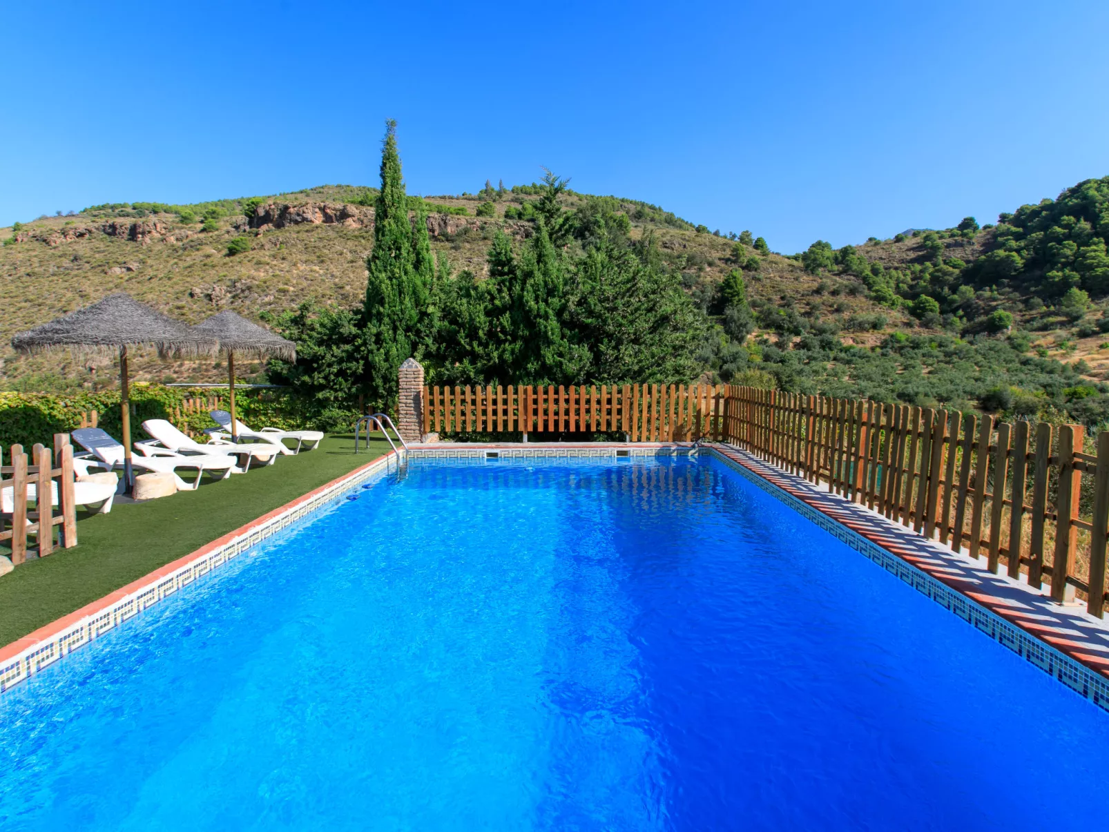 El Cerrillo - Cerro Negro-Outside