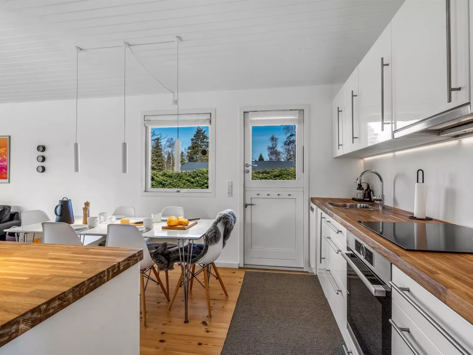 "Allaine" - 500m from the sea-Drinnen