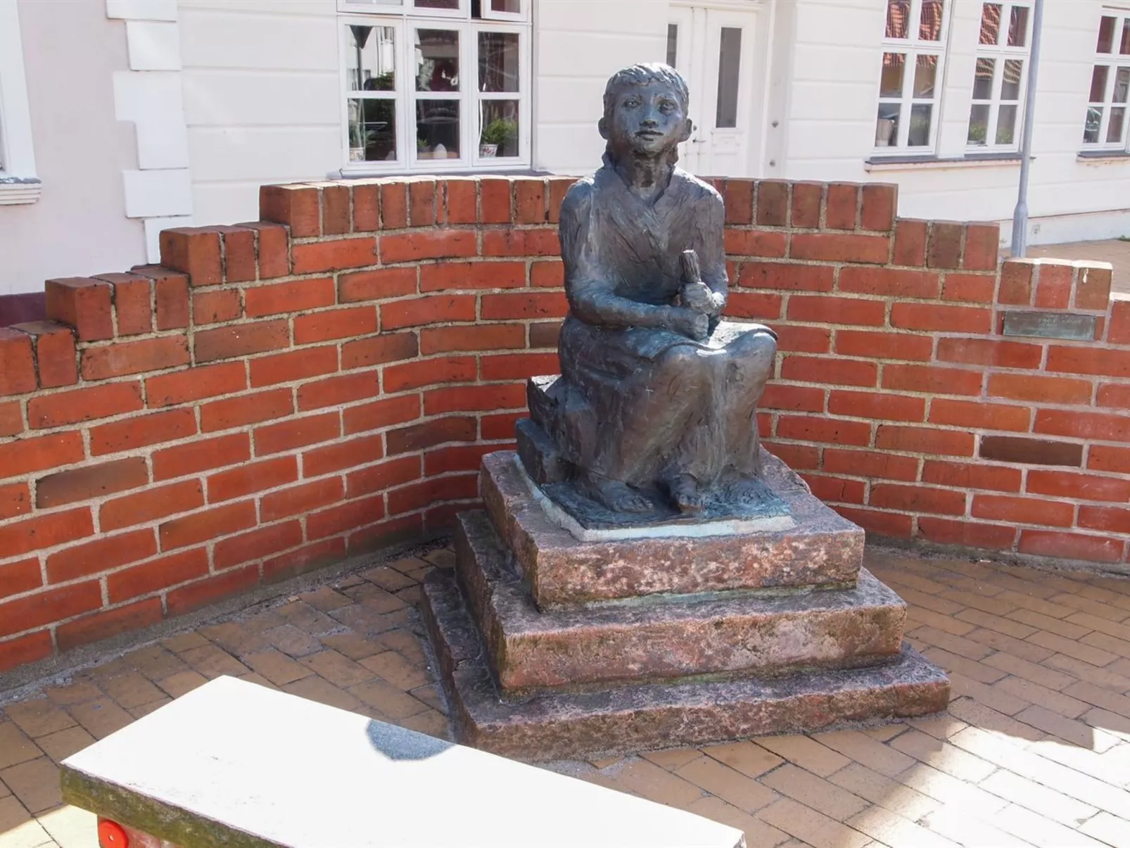 "Babette" - 75m to the fjord-Draußen