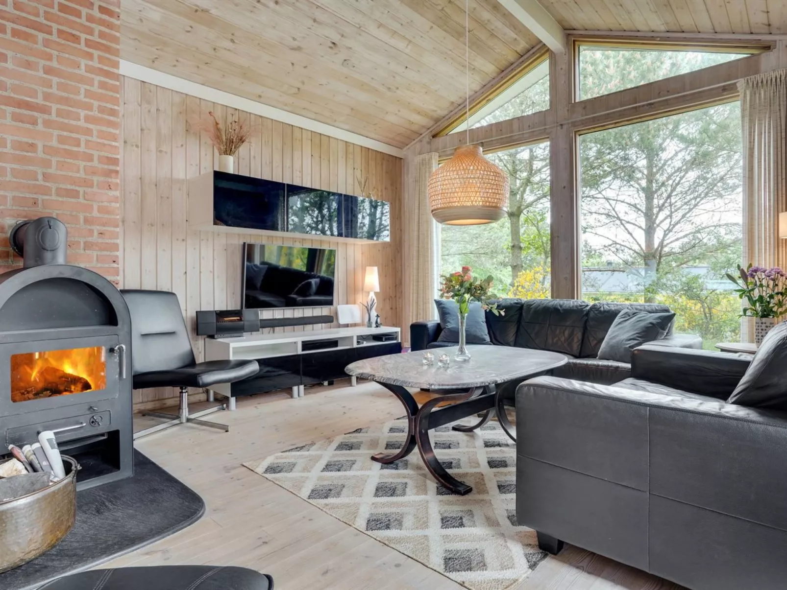 "Jaskirt" - 125m from the sea-Inside