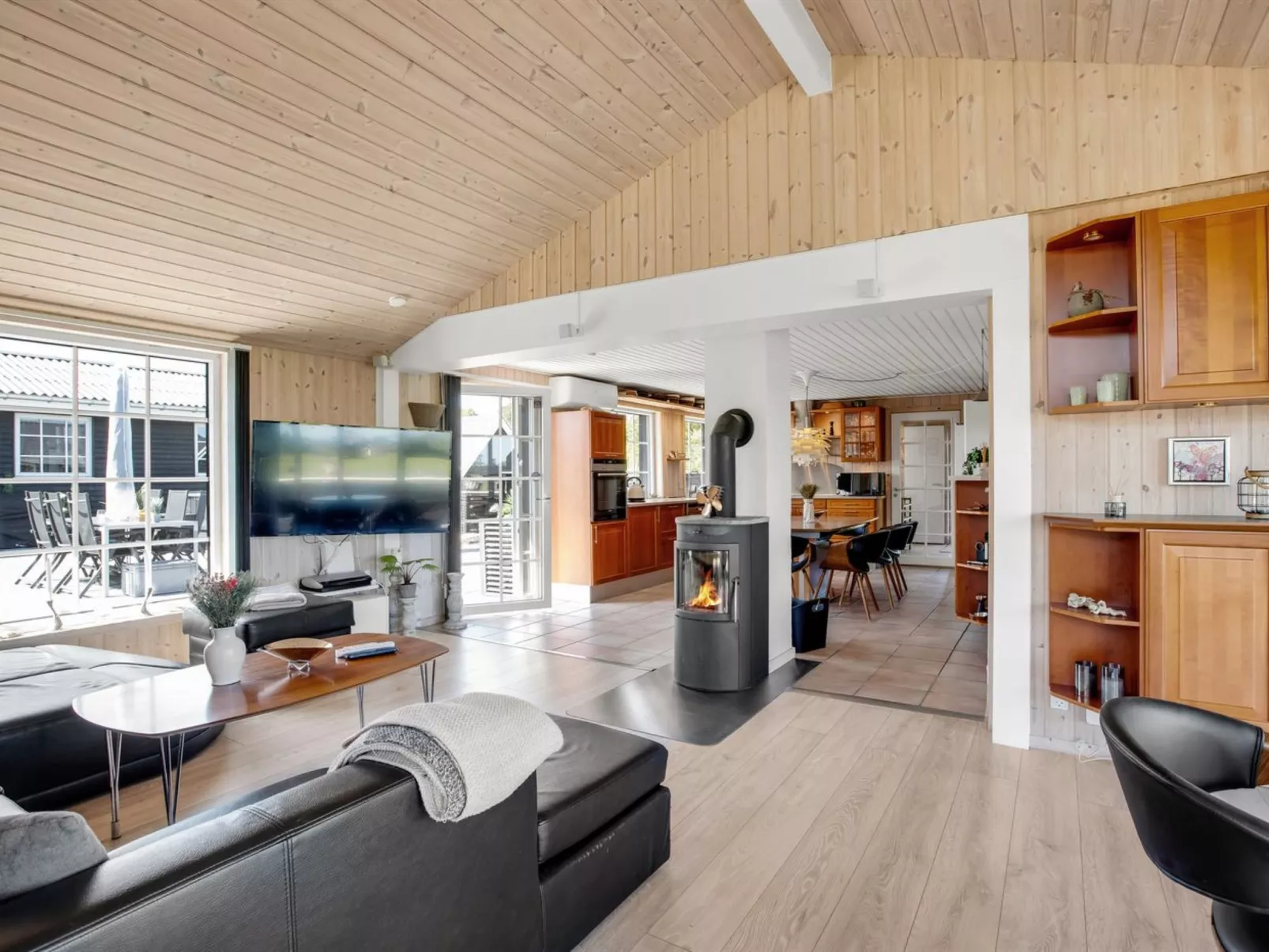 "Erna" - 400m from the sea-Dedans