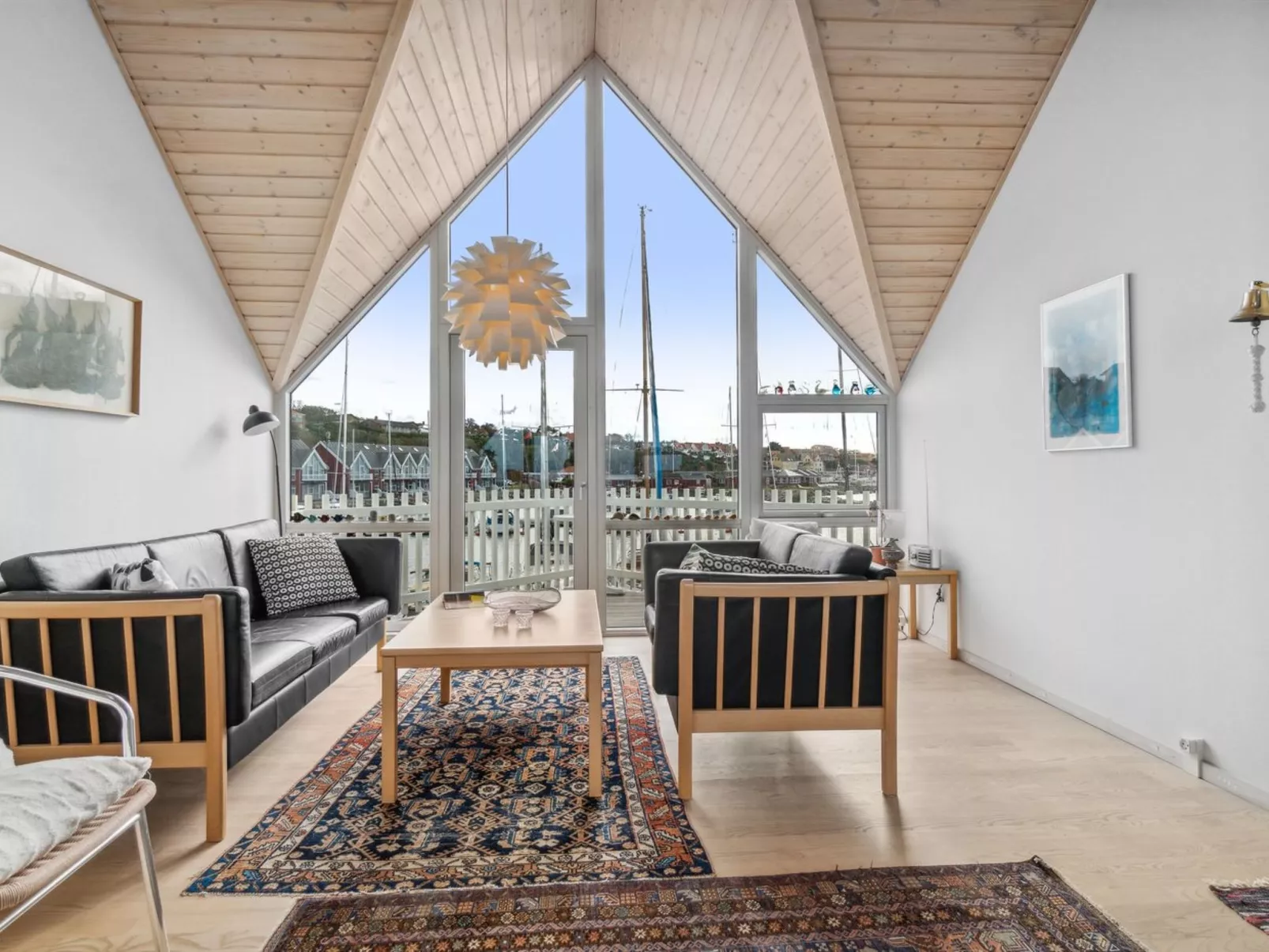 "Frigg" - 10m from the sea-Dedans