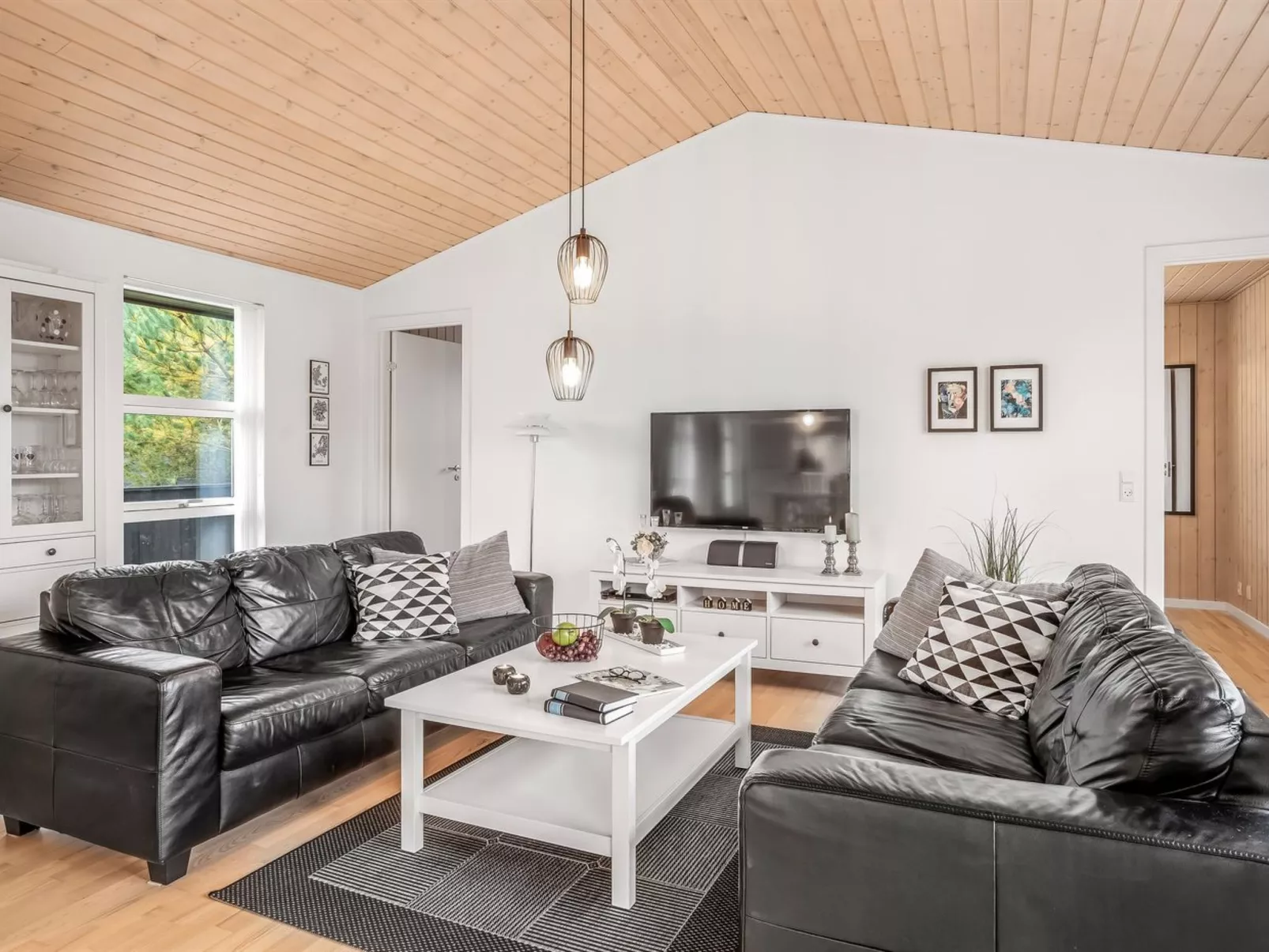 "Thure" - 1km from the sea-Inside