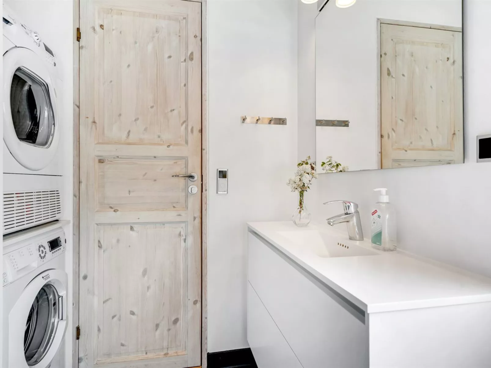 "Annvy" - 200m from the sea-Inside