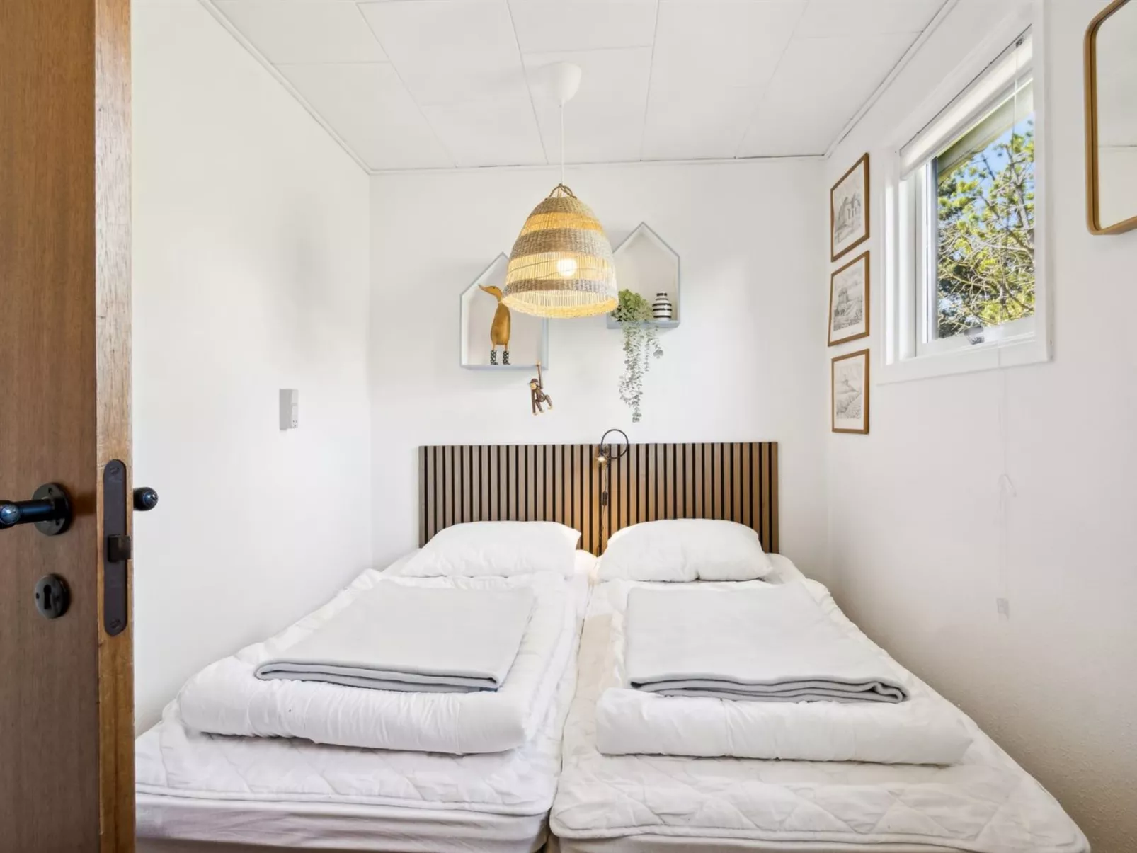 "Inga" - 1.3km from the sea-Drinnen