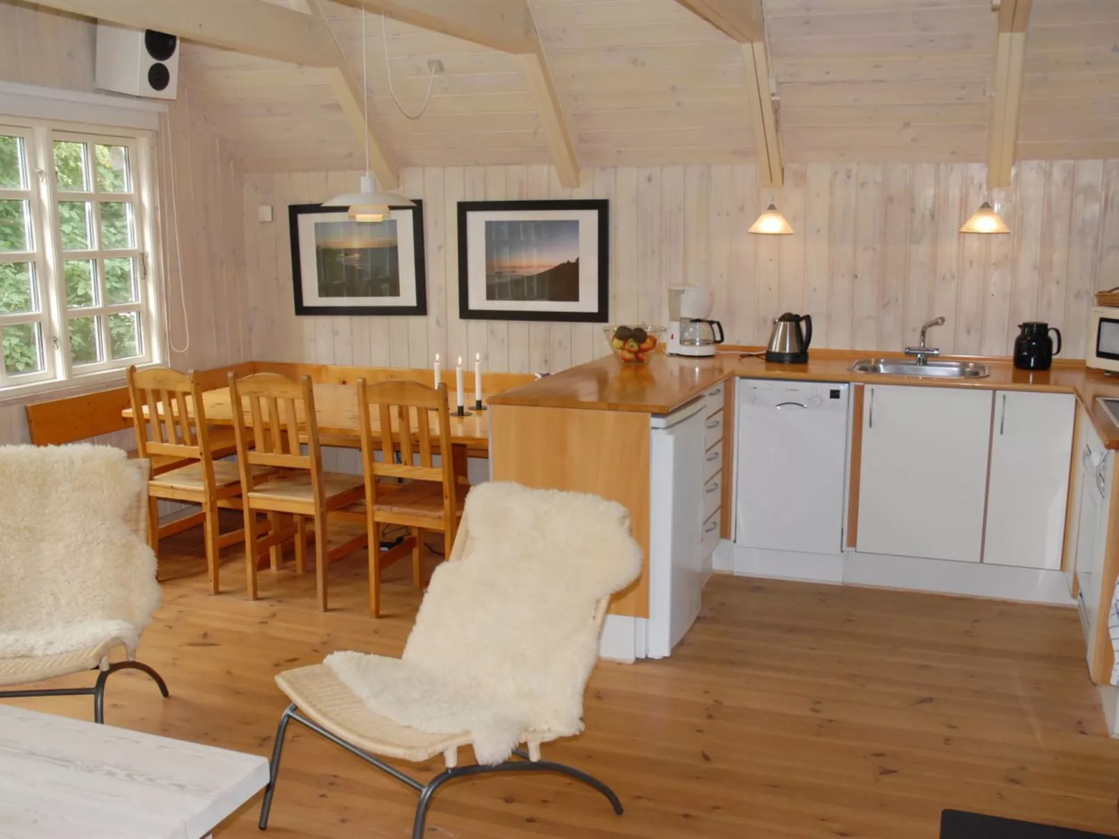 "Kalv" - 75m from the sea-Inside