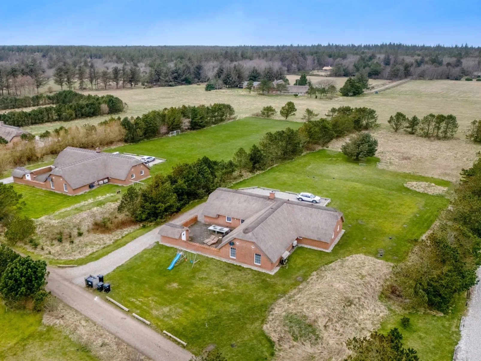 "Jorkin" - 1.8km from the sea-Outside